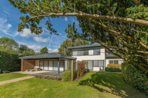 Potter House - Sleeps 8 - Keyworth